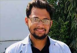 Dr Kartik Sharma